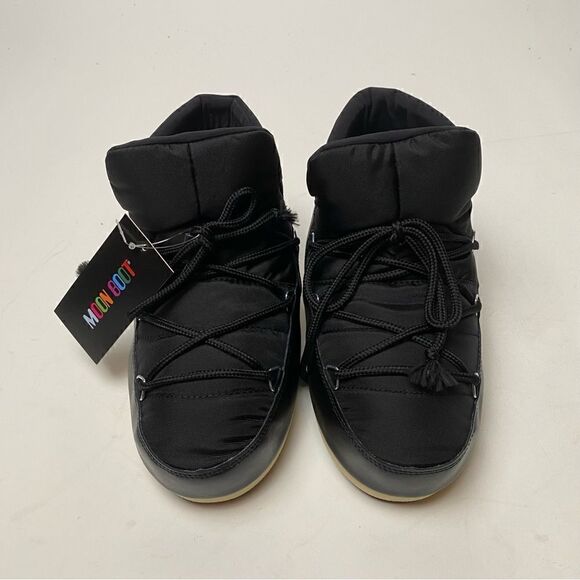 Womens Short Icon Pumps Moon Boots Black Waterproof NWT Size 4.5/5.5 - Picture 3 of 6